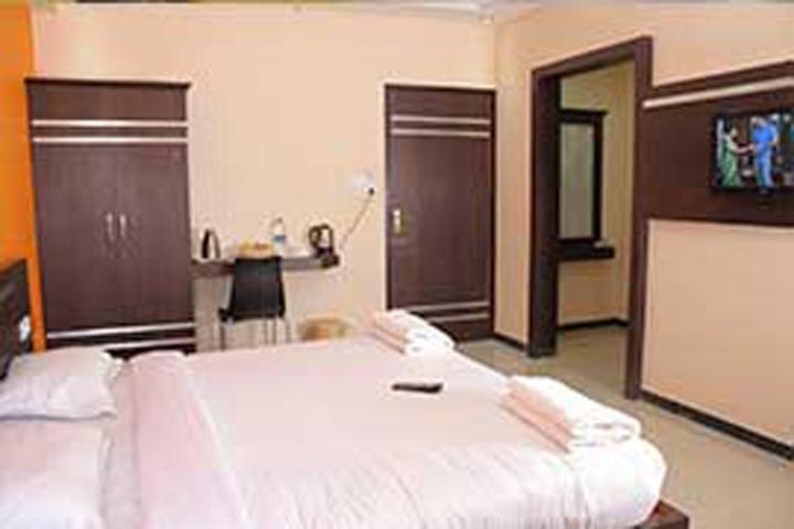 Landmaark Hotelsティルプル エクステリア 写真